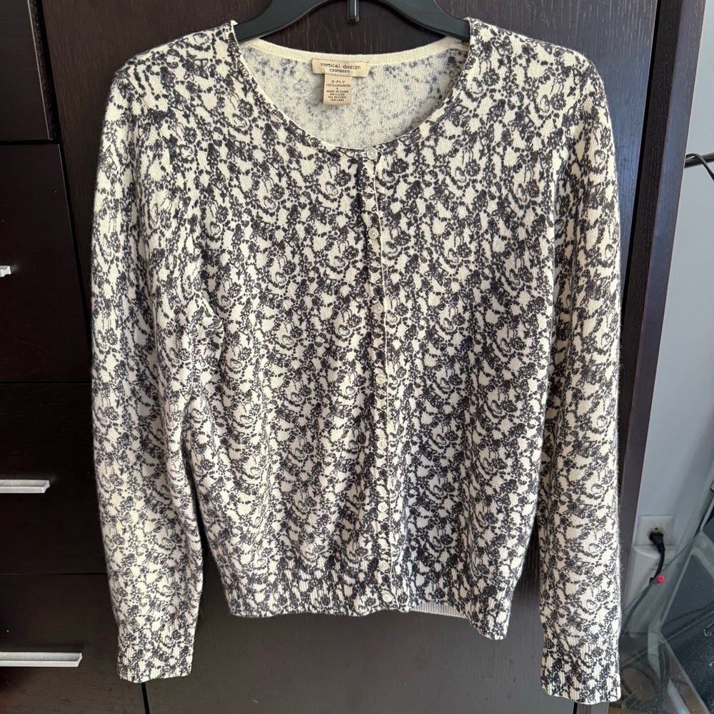 Vertical Design 100% Cashmere Cardigan Sweater - Picture 2 of 10
